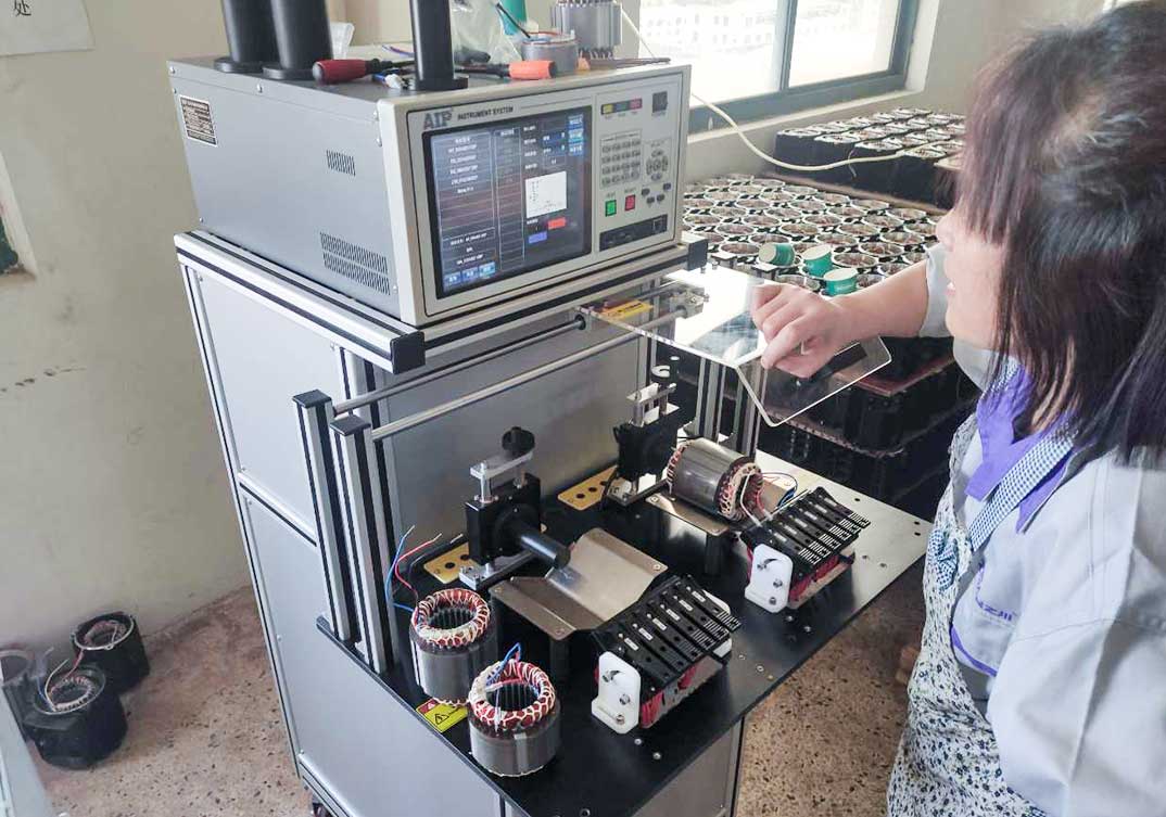 交流水泵電機定子測試臺應用現(xiàn)場