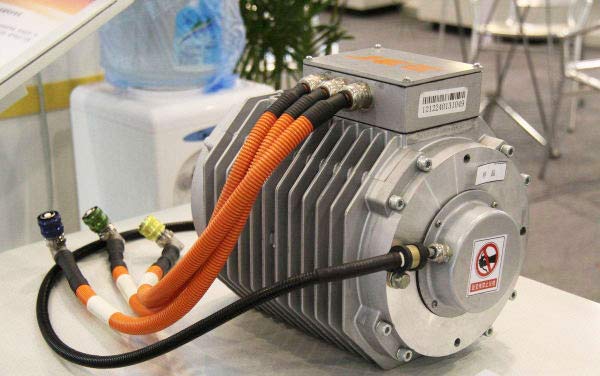 電動汽車電機與工業(yè)電機的區(qū)別—艾普智能.jpg
