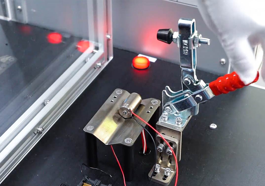 軍工電機測試系統(tǒng)應(yīng)用現(xiàn)場—AIP艾普